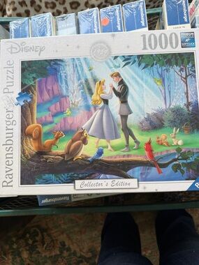 Ravensburger Sleeping Beauty 1000-Piece Puzzle - Blue Green Purple Red